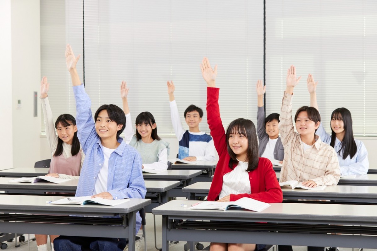 佐鳴予備校 富塚校の充実の学力アップシステム。高い志と意欲を育み、“真の学力”を養成します。