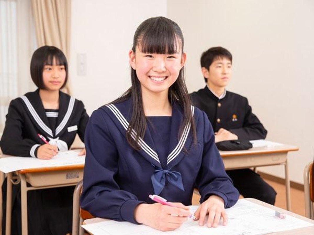 九大進学ゼミ 東長崎校の夢の実現に挑戦する子どもたちを育てる、総合学習塾。